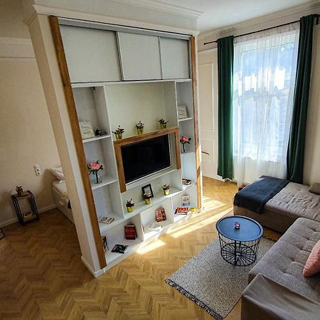 Smaragd Apartman Győr Exteriör bild