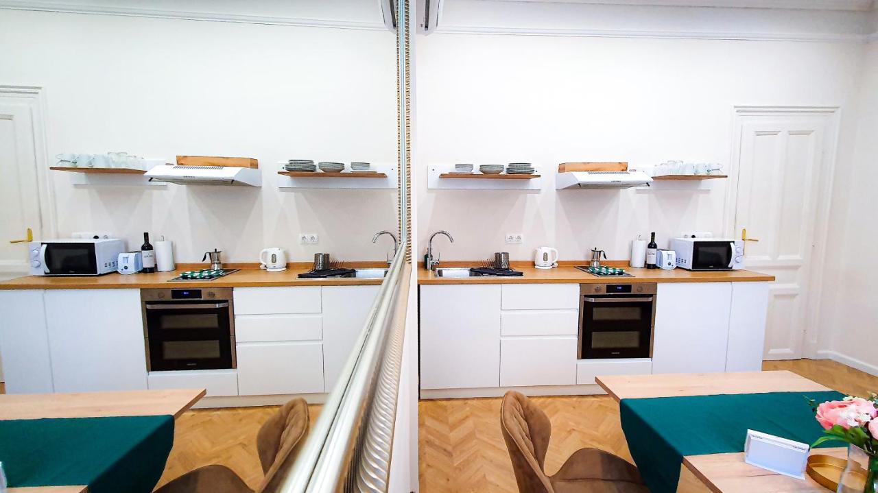 Smaragd Apartman Győr Exteriör bild